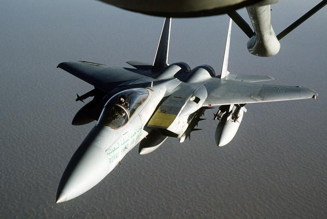 Arábia Saudita interessada em adquirir mais dois esquadrões de caças F-15 Eagle