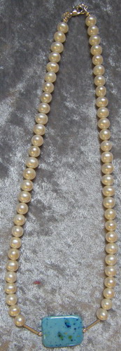 Pearl and porcelain necklace
