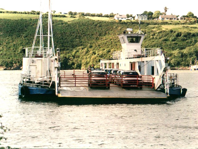 ferry2big.jpg (78436 bytes)