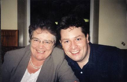 Anthony_mother.jpg (15939 bytes)