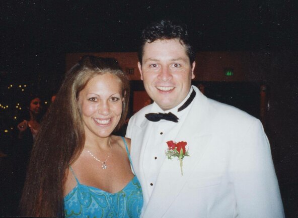 Julie_anthony.jpg (36160 bytes)