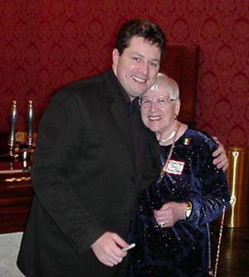 anthony_mavis.jpg (19735 bytes)