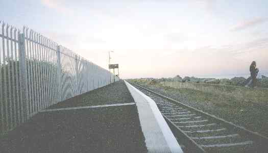 Kilcoole Station; Co. Wicklow Ireland; 2002 Huib Zegers